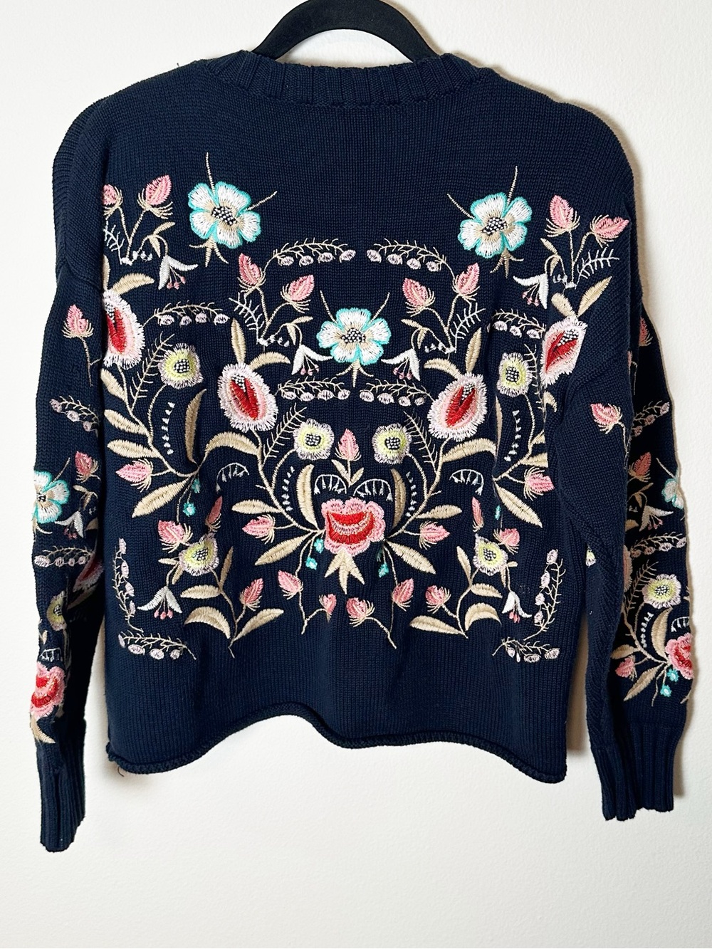 Aratta Silent Journey Embroidered Floral Crewneck Sweater Navy Blue Small - Picture 3 of 9